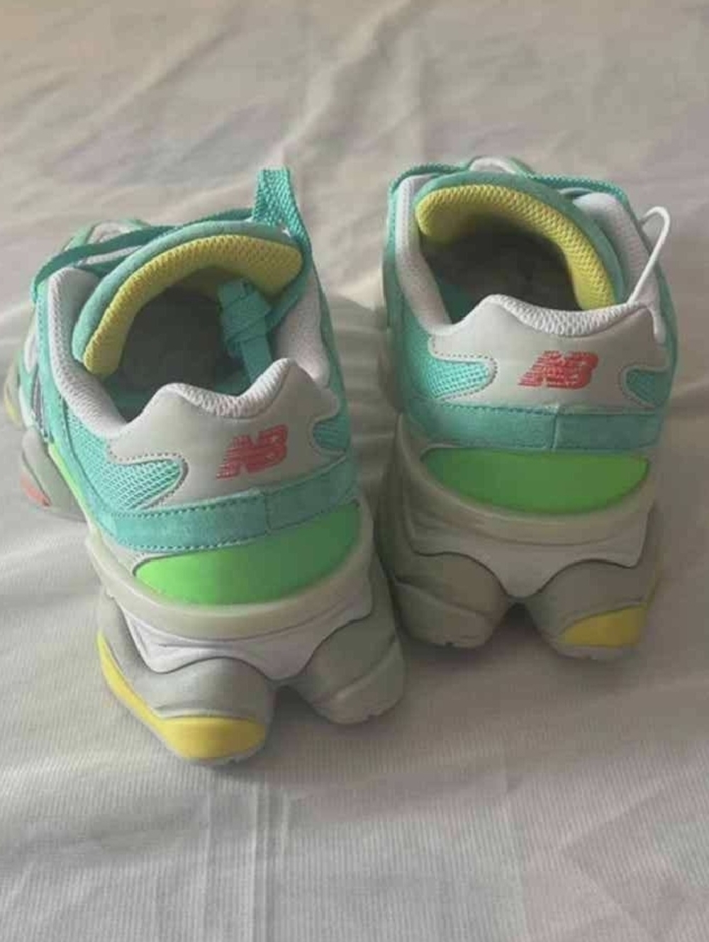 New Balance Aqua Green, White & Neon Accent Running Shoes - Picture 6 of 9
